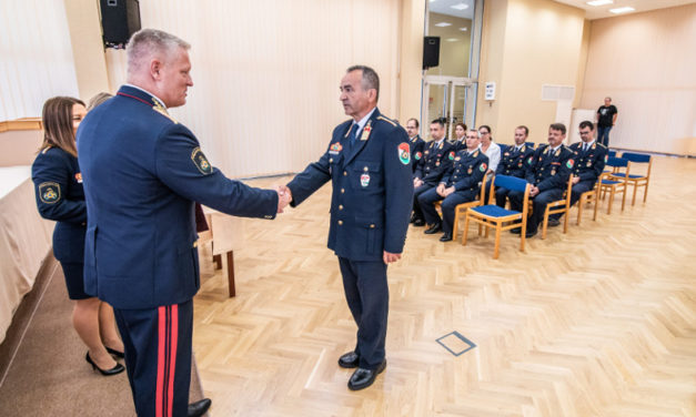 Kitüntették a bátor fehérvári ápolót is