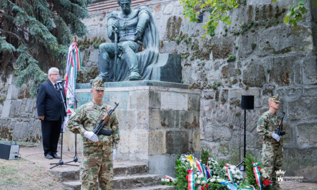 Az egykori vicekapitányra emlékeztek
