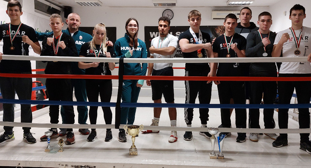 Box_FKSE_21_ermesek_jo