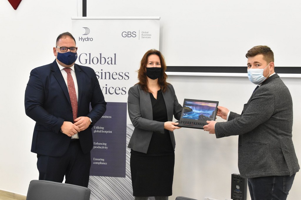 Hydro_adomany_szamitogep_jo