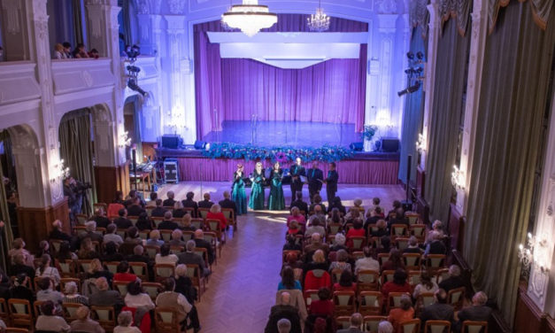 Határon túli magyar óvodáknak segítettek