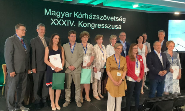 Nívós elismerés a fehérvári szülészetnek