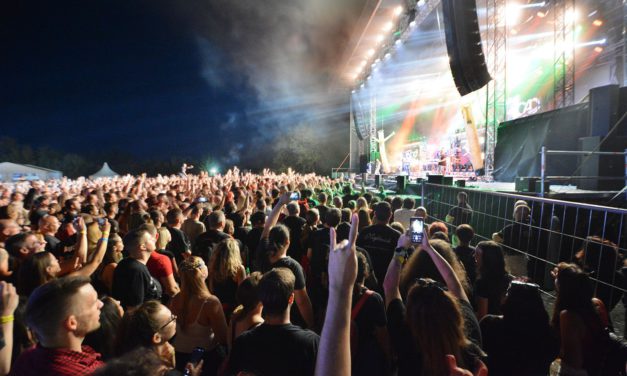 Parádés stíluskavalkáddal zárt a 25. FEZEN