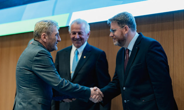 Edzői Életműdíjjal jutalmazták id. Ocskay Gábort!