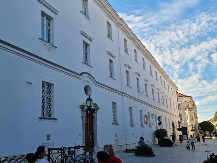 Muzeum_Rendhaz_Szfv_sk_jo