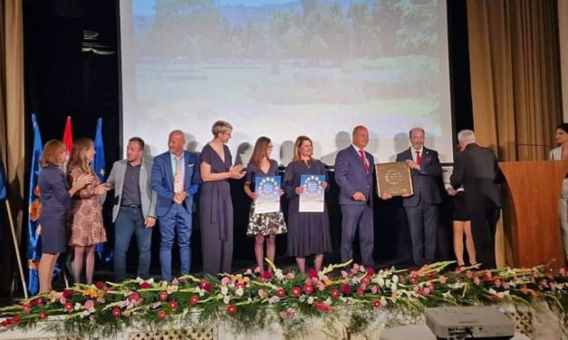 Arany minősítés Fehérvárnak az európai virágosítási versenyben!