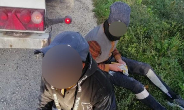 Migránsok a kamion alvázán – Seregélyesnél vették észre