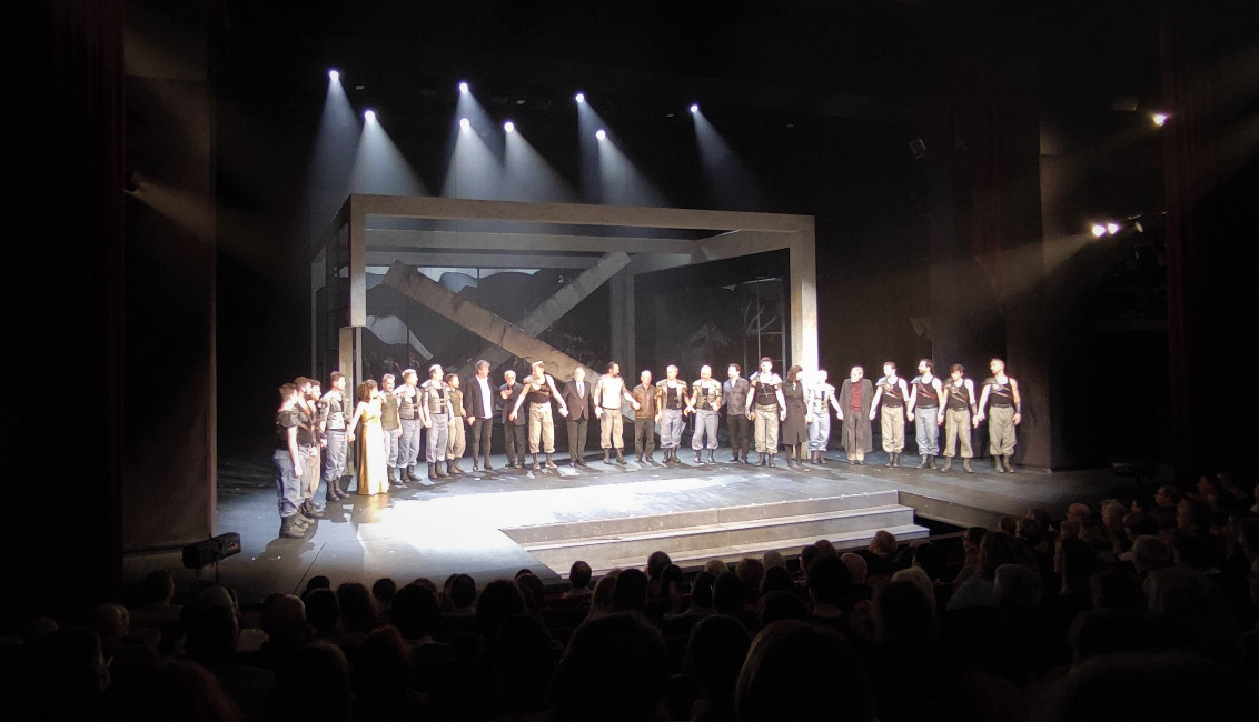 Vorosmarty_Szinhaz_taps_JC_jo