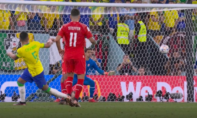 Foci vb: Brazília és Portugália is továbbjutott