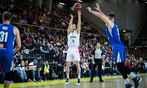 Kosár vb-selejtező: a csehek legyőzésével pislákol a remény