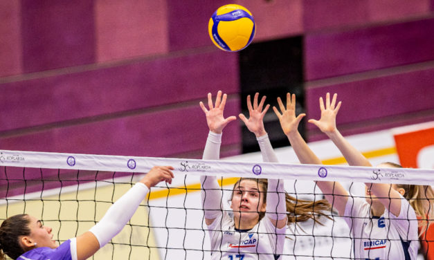 Női röplabda: újabb sima vereség