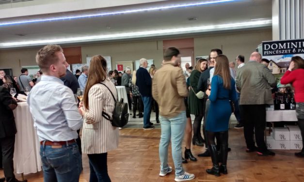 Újra siker volt a Nagy Fehérvári Bormustra a Magyar Királyban