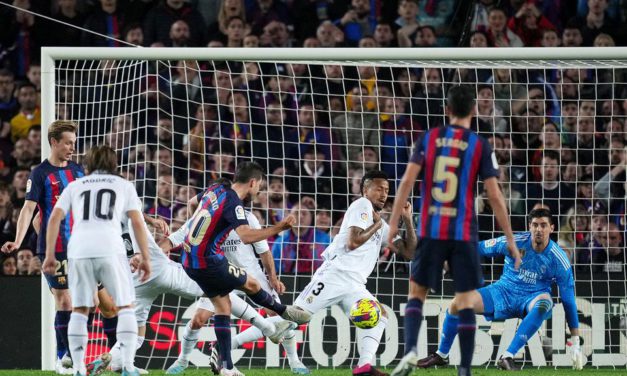 El Clásico: újra a Barca nyert, utcahosszal vezeti a bajnokságot