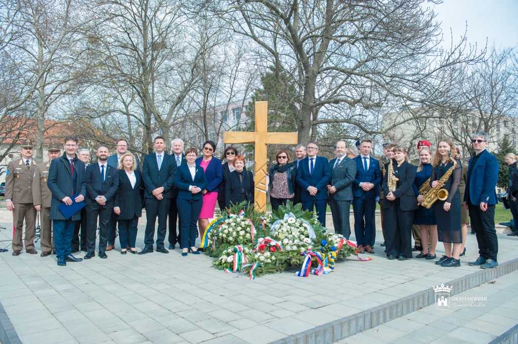 Lengyel_magyar_barats23_1