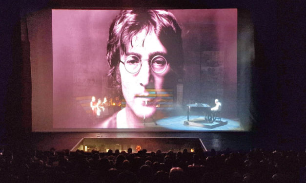Beatles.hu, Padlás, Mágnás Miska – év végén is sikerdarabok a Vörösmaryt Színházban