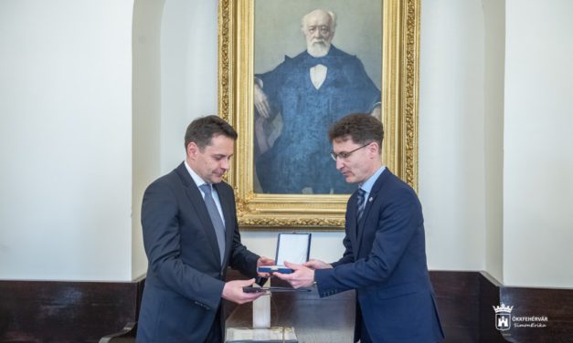 „Székesfehérvár Gazdaságáért” díjat kapott Katus István
