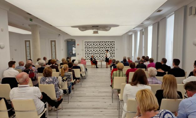 Koncz Zsófia: a magyar családokat továbbra is védi a rezsicsökkentés