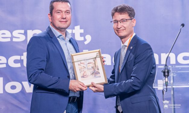 Tízéves fennállását ünnepelte a Grundfos fehérvári gyáregysége