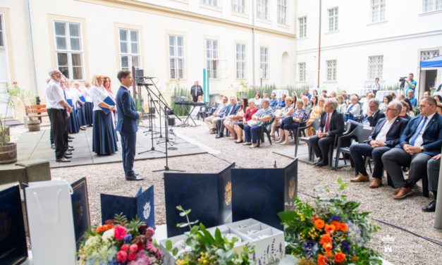 Semmelweis-napon köszöntötték az egészségügyi dolgozókat