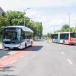 Ingyenes lesz a parkolás és a közösségi közlekedés szombaton Fehérváron