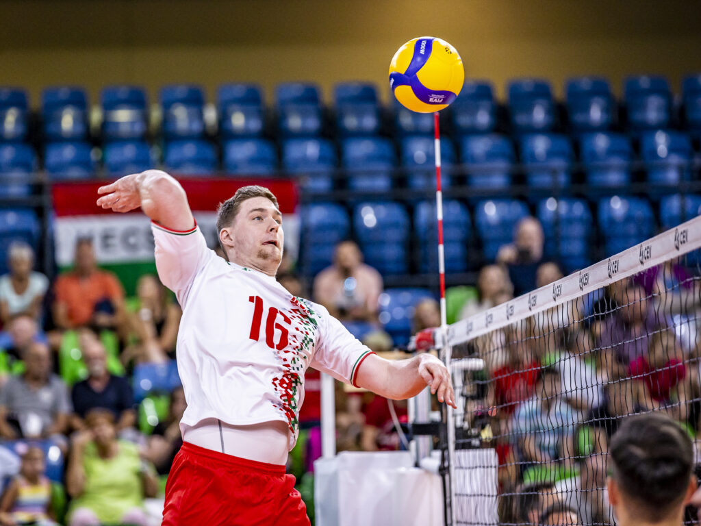 MAV_Elore_ropl_23_24_ffi_TomanoczyB_ig