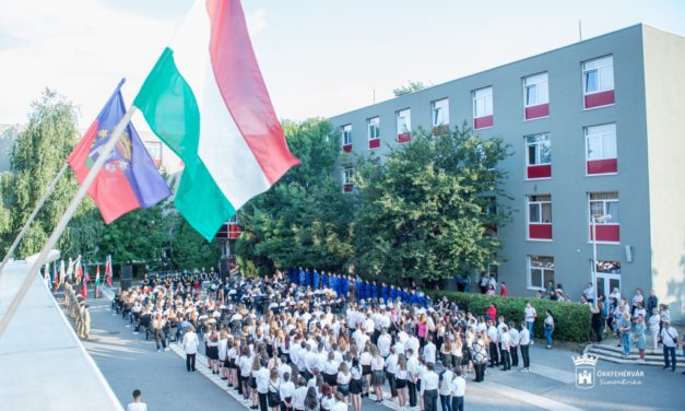 Pénteken becsengetnek – 1119 kisdiák ül iskolapadba reggel