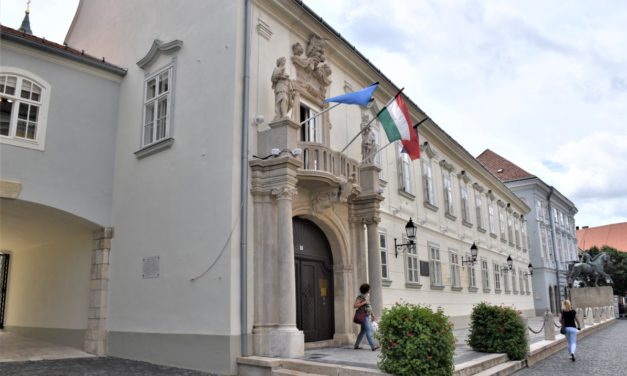 Január 4-ig tart az igazgatási szünet a Polgármesteri Hivatalban