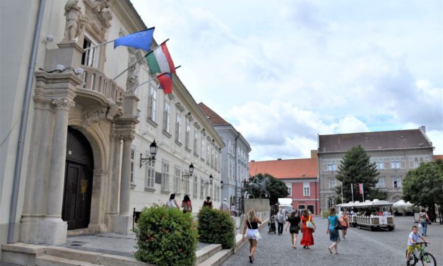 „Az év turisztikai városa” Székesfehérvár, „Az év turisztikai attrakciója” a KEMPP