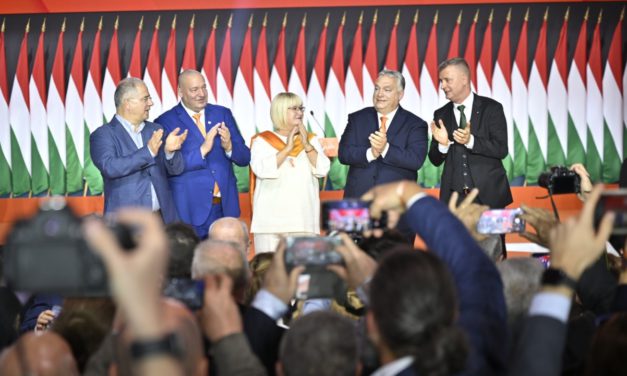 Újra Orbán Viktor a Fidesz elnöke