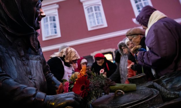 Idén is Kati néninél köszöntötték a Katalinokat