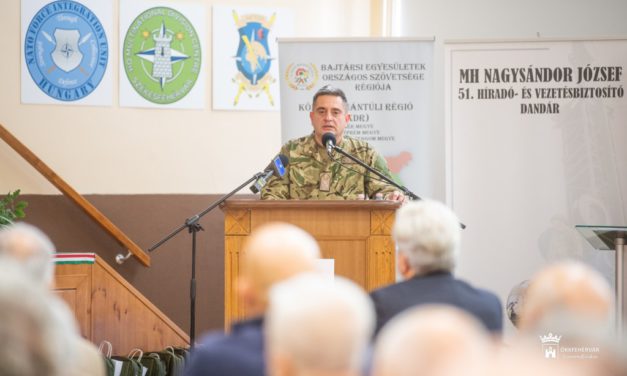 Régiós nyugdíjas találkozó a laktanyában