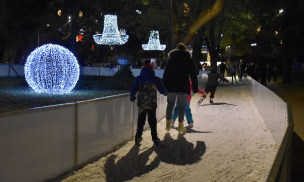 Két fehérvári helyszínen is várják a korcsolyázókat a Jégpályák Éjszakáján