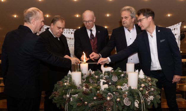 „Angyali kar zeng, senki ne féljen!” – XI. Újszövetség Maraton