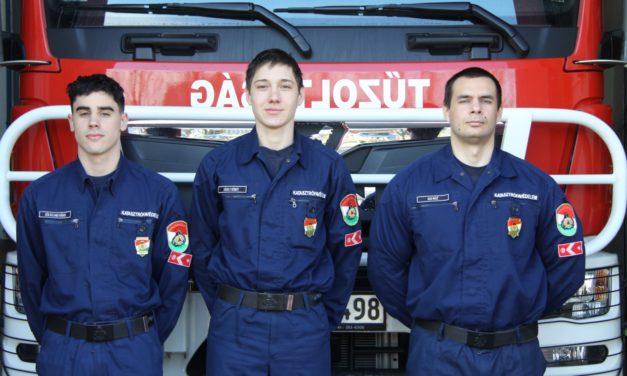 Újonc tűzoltókat köszöntöttek Fejérben