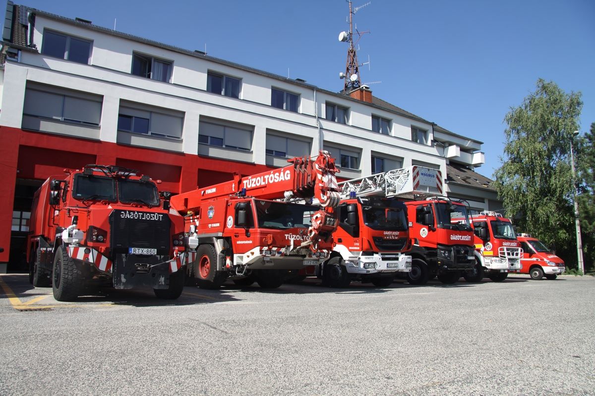 Tuzolt_laktanya_Szfv24_1