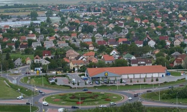 Szigli István cenzúrázza Cser-Palkovics Andrást