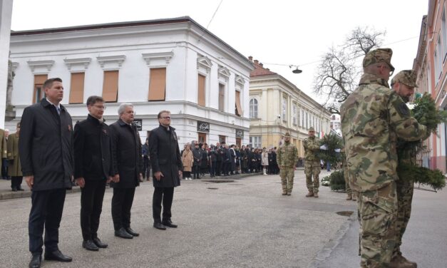 Fehérvár idén is méltó módon tisztelgett a ’48-as hősök előtt