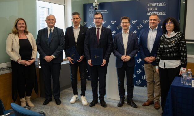 Együttműködést kötött az Óbudai Egyetem és az Alba Regia SC
