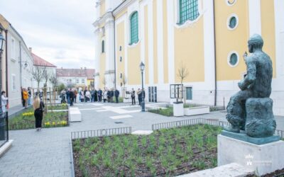 Elkészült a Géza nagyfejedelem tér felújítása