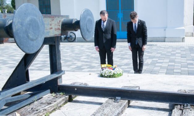 Néma főhajtás a Holokauszt Magyarországi Áldozatainak Emléknapján