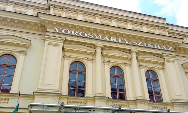 Mozart bűvöletében – folytatódik a Vándorállat a libikókán sorozat
