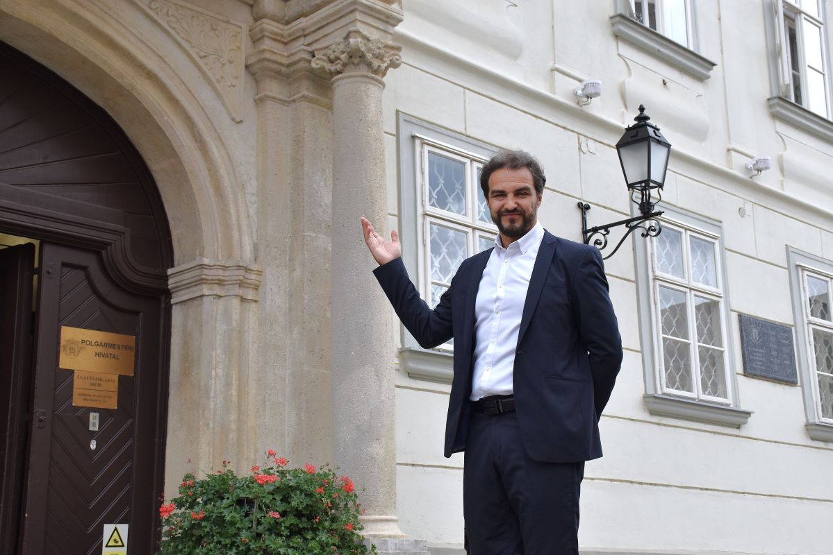 Kozgyules_Szfv_25_4_Dolhai