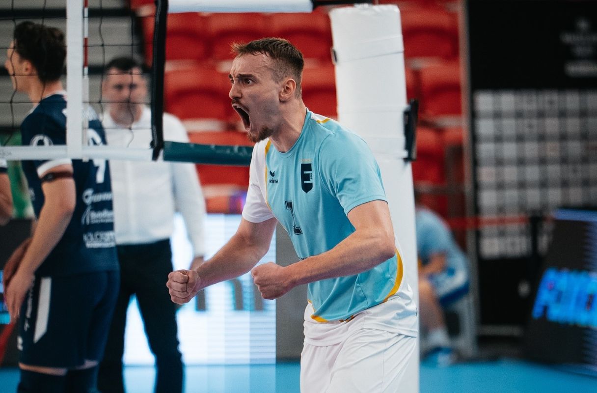 MAV_elore_25_26_SzaboV_marad1