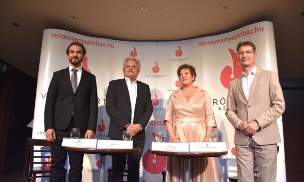 További öt évig járul hozzá jelentős mértékben a Vörösmarty Színház működtetéséhez az állam