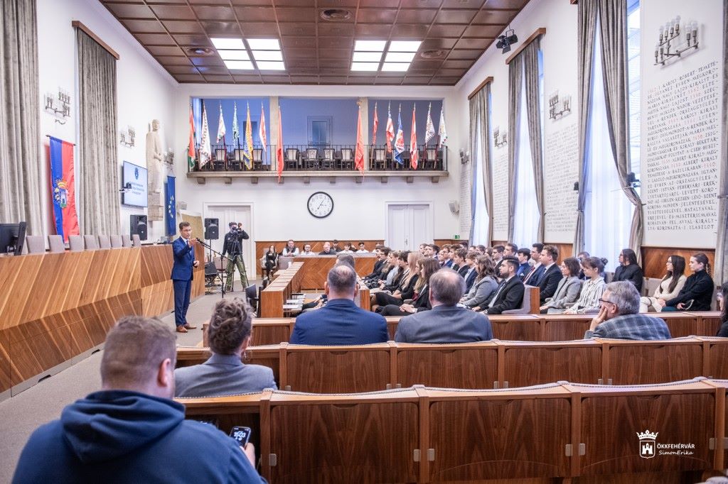 AlbaRegia_osztondij25_1