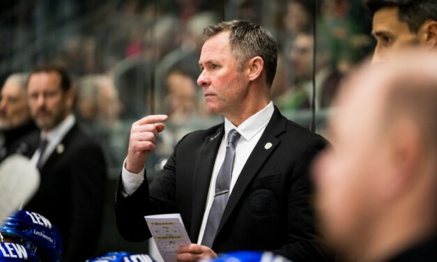 Jégkorong: rutinos kanadai tréner a Volán új edzője