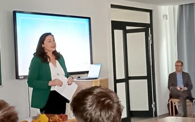 A svéd nagykövet tartott előadást a fenntarthatóságról a Tóparti Gimnáziumba