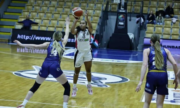 Női kosár: nagyon elverte a korábbi bajnokot és sokszoros dobogóst a DKKA