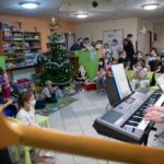 Mosolyt csaltak a Szent György Kórház Újszülött, Csecsemő és Gyermek Osztály kis betegeinek arcára