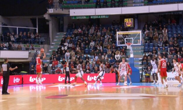 Kulcsmeccset nyertek férfi kosarasaink és női kéziseink is